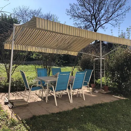 Apartmán 2 A 4 Personnes Avec Clim Et Piscine Pres De St Emilion A La Campagne, Wifi, Clim, Piscine