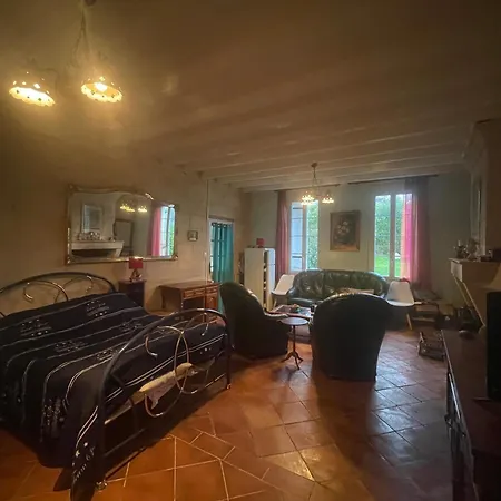 Apartment 2 A 6 Personnes Pres De St Emilion A La Campagne, Wifi, Clim, Piscine *