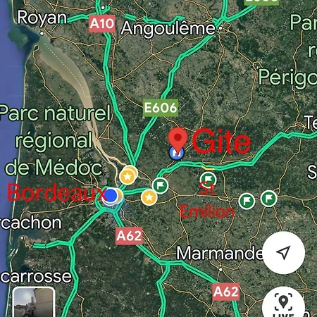 2 à 4 Personnes Près De St Emilion à La Campagne, Wifi, Clim, Piscine