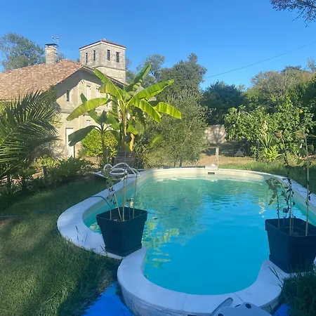 2 A 4 Personnes Avec Clim Et Piscine Pres De St Emilion A La Campagne, Wifi, Clim, Piscine * Lagorce (Gironde)